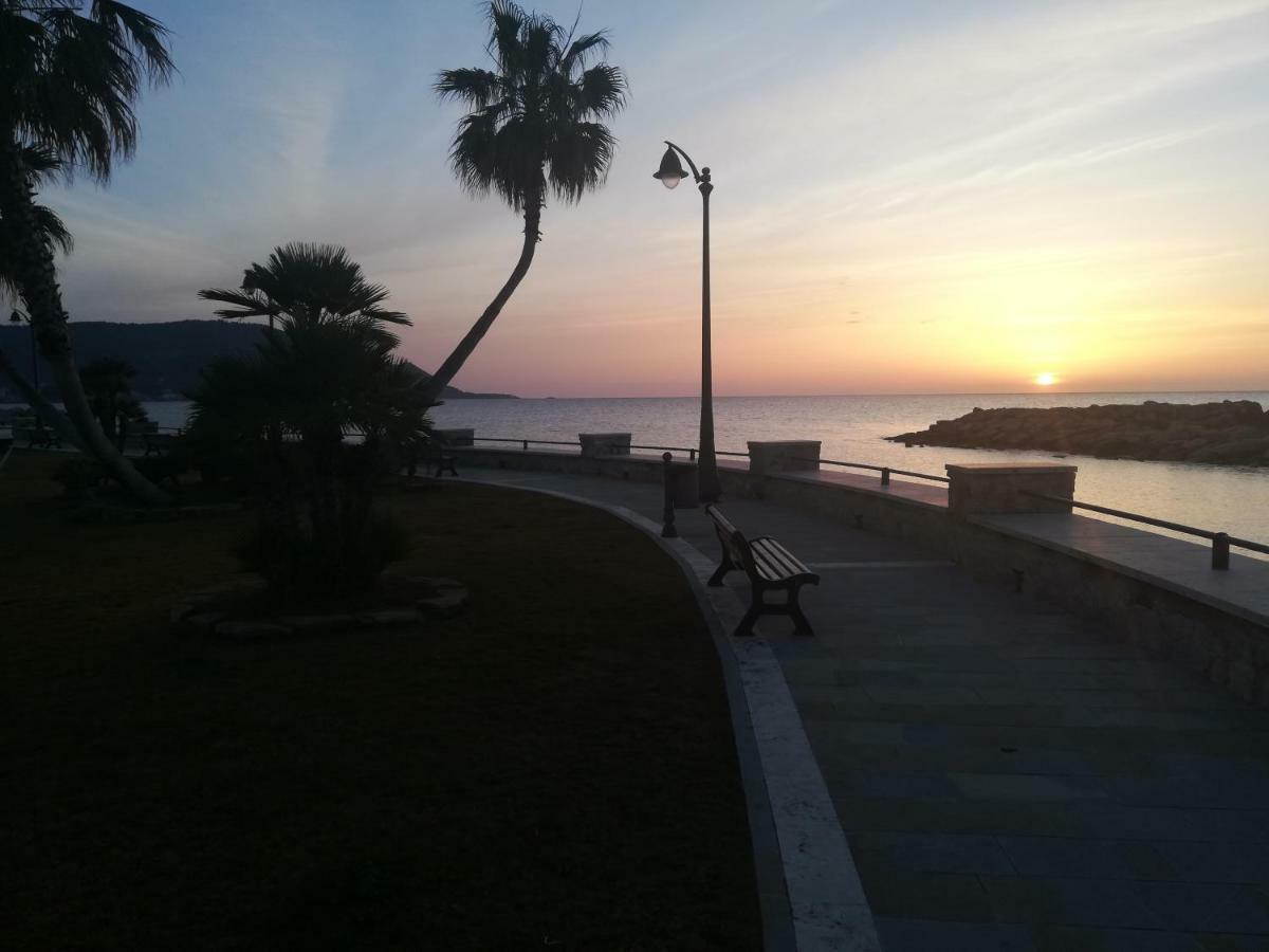 Casa Vacanze Francesca e Rooms Santa Maria di Castellabate Exterior foto